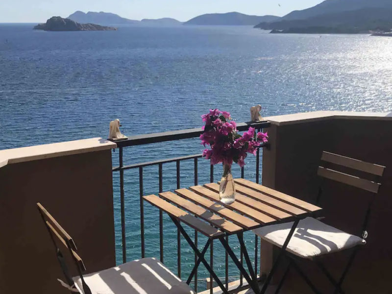 Apartment sea views