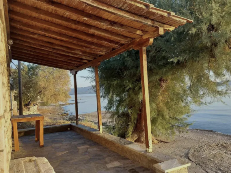 Studio-House with sea views