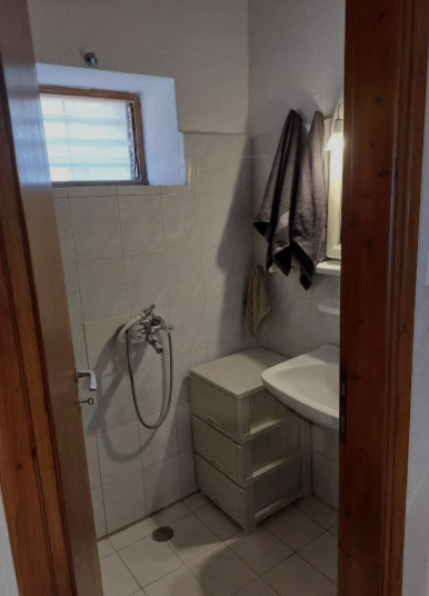 Studio-House with sea views